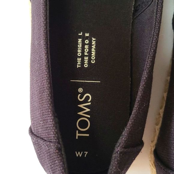 TOMS Espadrille Slip on - Picture 6 of 7